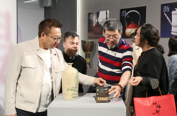 云南建水紫陶文旅宣传月系列活动启动 建水紫陶精品展在沪开展